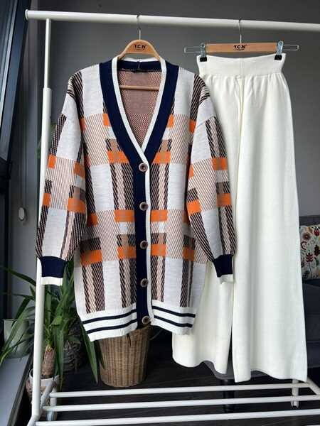 TC - 22017-4U-1-طقم تريكو كاروهات الوان 