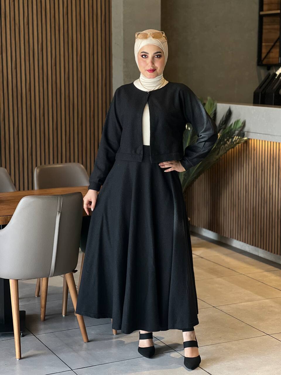 1555-71E-1 طقم قطعتين - اسود - Thumbnail