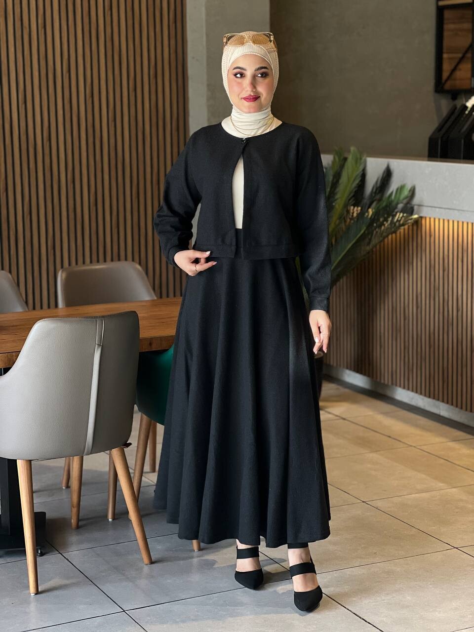 1555-71E-1 طقم قطعتين - اسود - Thumbnail