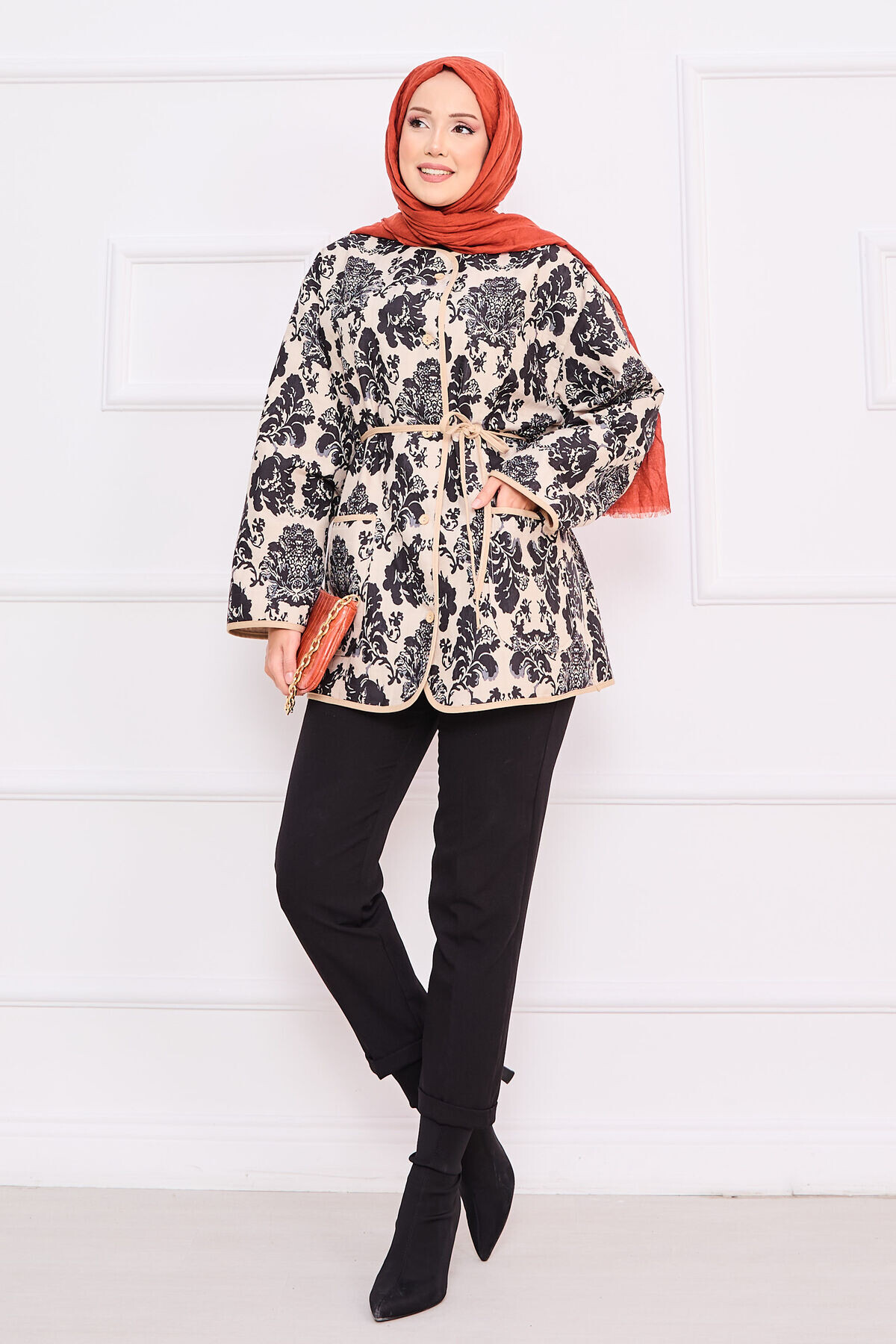 21197-21L-1 جاكيت - اسود بيج - Thumbnail