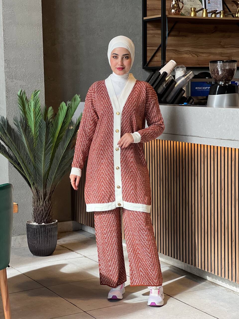 TC - 22007-5U-8 - طقم الوان تريكو قرميدي