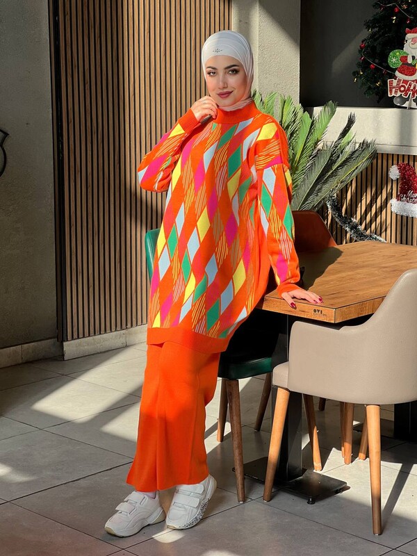 TC - 22015-85T-5 طقم قطعنين تريكو - برتقالي (1)