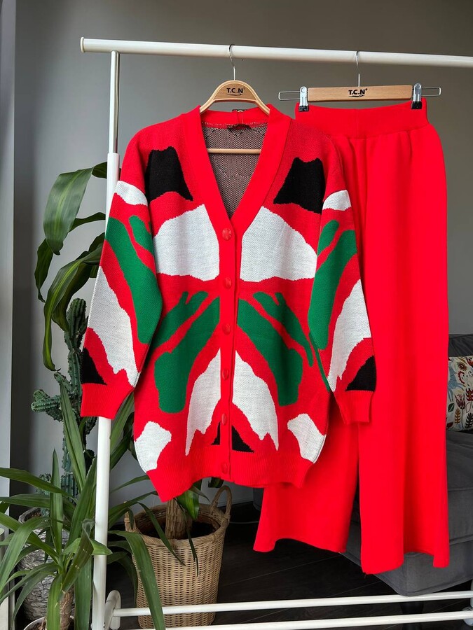 TC - 22040-20U-2 طقم قطعتين تريكو احمر