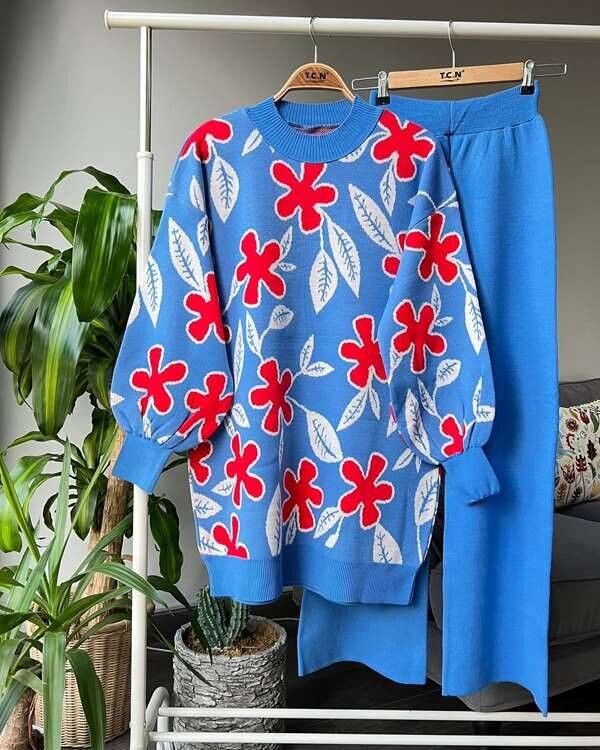 TC - 22041-30U-4-طقم تريكو كاروهات ازرق