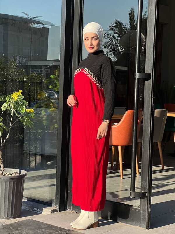 TC - 3263-69Z-1 فستان تريكو - اسود و احمر