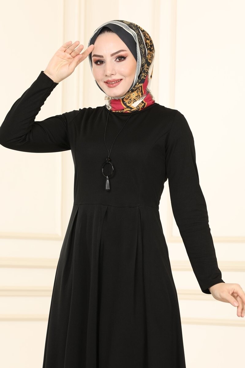 3555-29M-1 فستان مع قلادة - اسود - Thumbnail