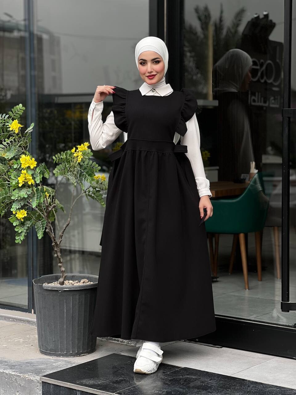 44096-73X-1-صدرية جوخ لون اسود - Thumbnail