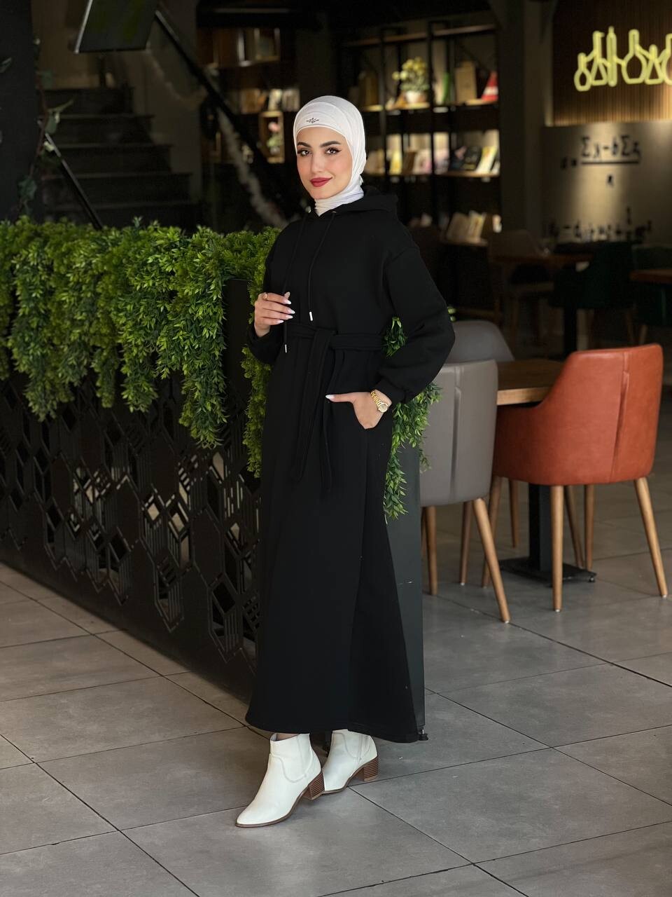 44108-80Q-1-فستتان لون اسود - Thumbnail