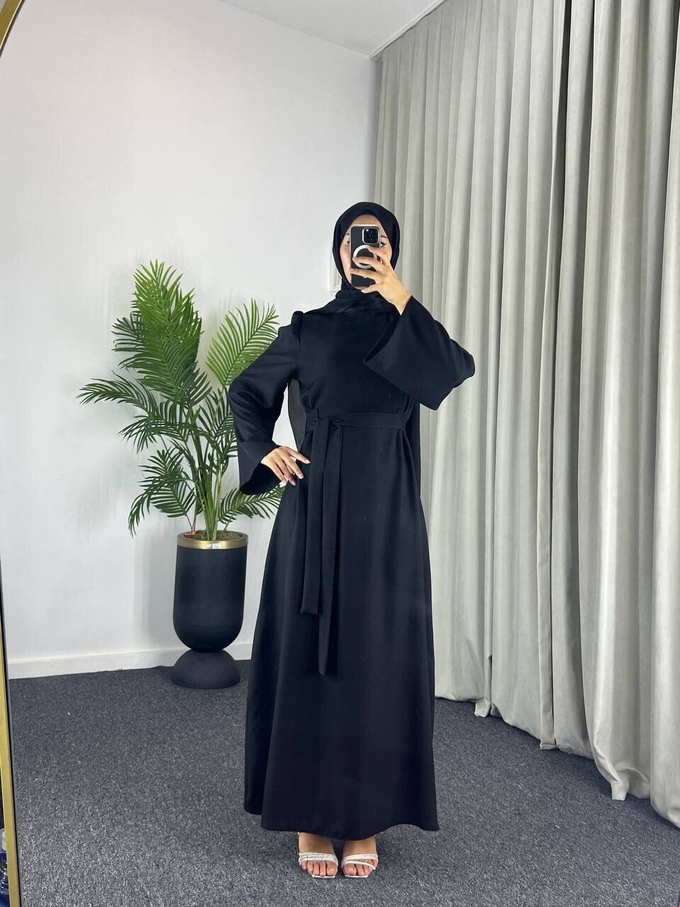 4536-41L-1 فستان سادة لون اسود - Thumbnail