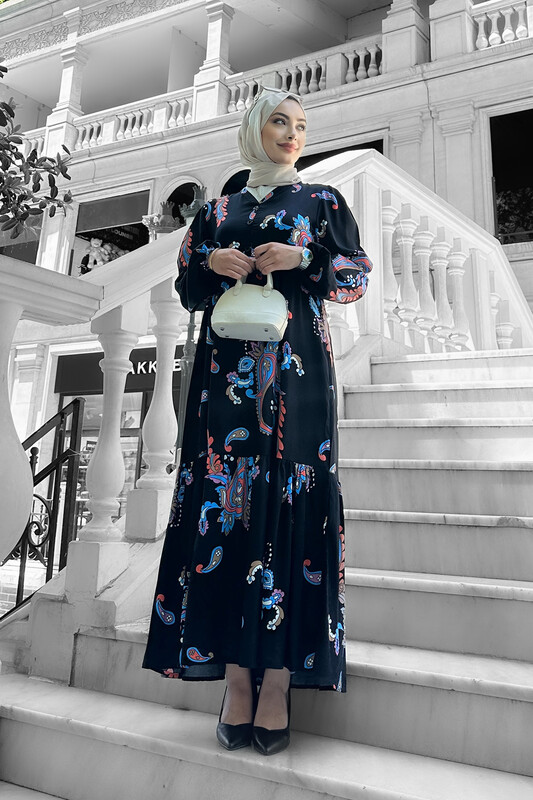 UMS - 7775-1B-8 فستان اسود مع الوان صيفية 