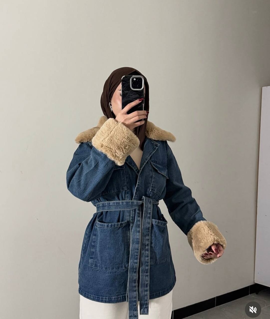 81185-42k-1جاكيت جينزمطعم فرو - Thumbnail