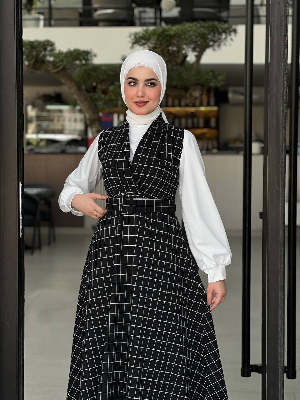 9244-37L-1 صدريه لون - اسودابيض - Thumbnail